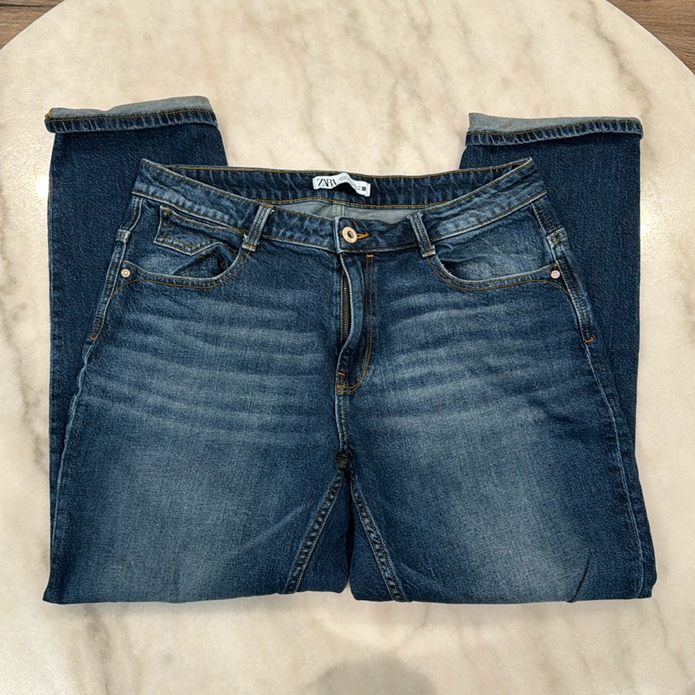 Zara Regular Fit Blue Jeans Size 10